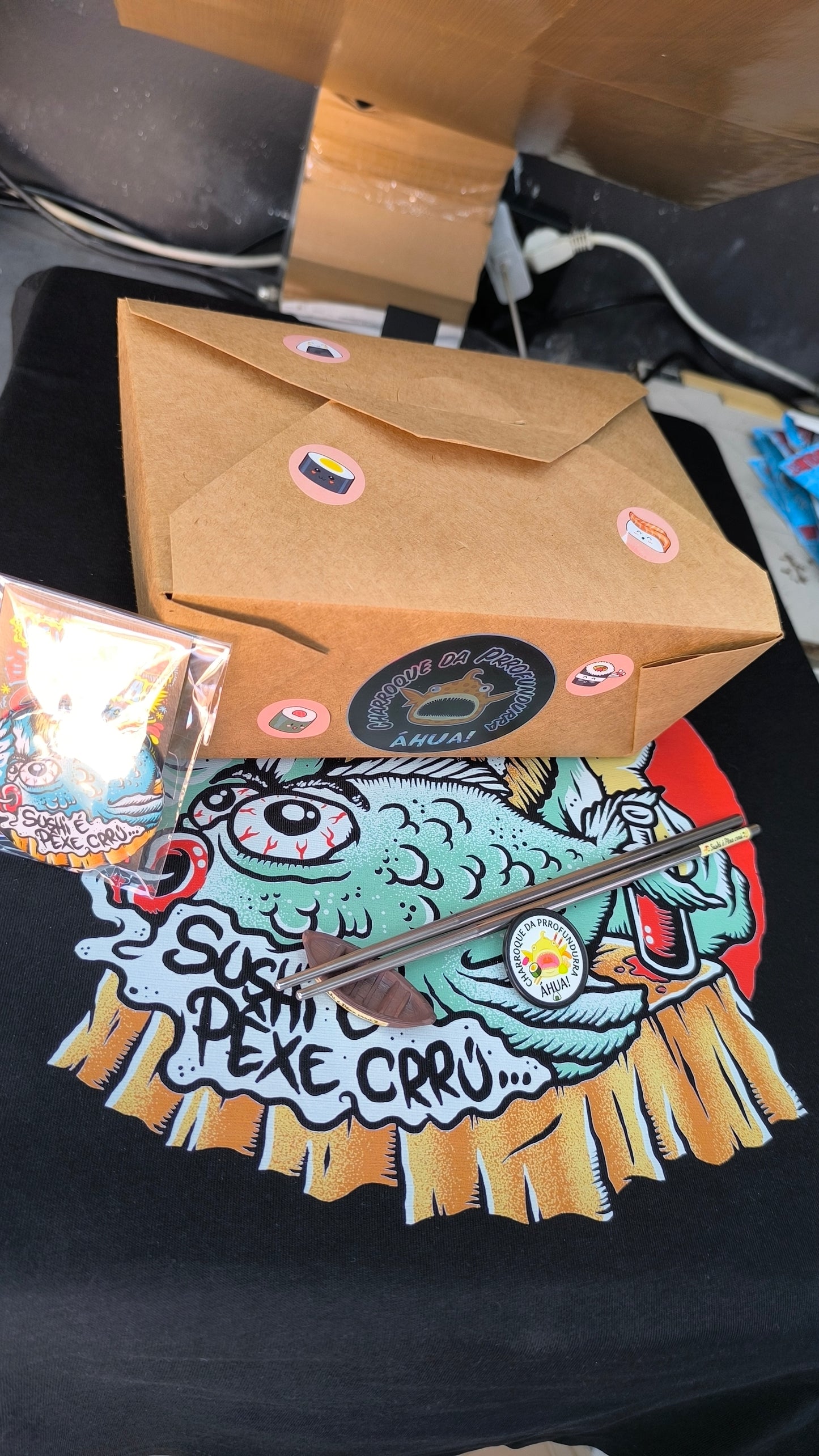 Sushi é pêxe crrú
